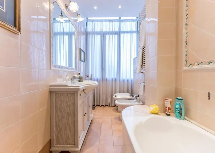 Lady Esmeralda Daire *