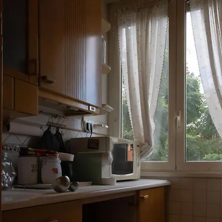 Lady Esmeralda דירה *